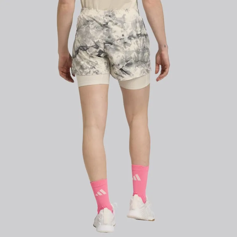 adidas Damen Own The Run Spray Dye 2 in 1 Laufshorts Orbit Grey/Schwarz