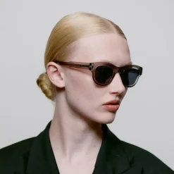 A Kjærbede Lane Sonnenbrille Grey Transparent