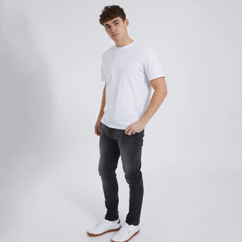 Bench Herren Relaxed Tapered Jeans Vintage Schwarz