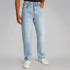 Calvin Klein Jeans Herren Standard Gerade Jeans Denim Hell