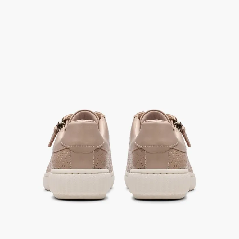 Clarks Damen Caroline Rio Trainer Sand Leather