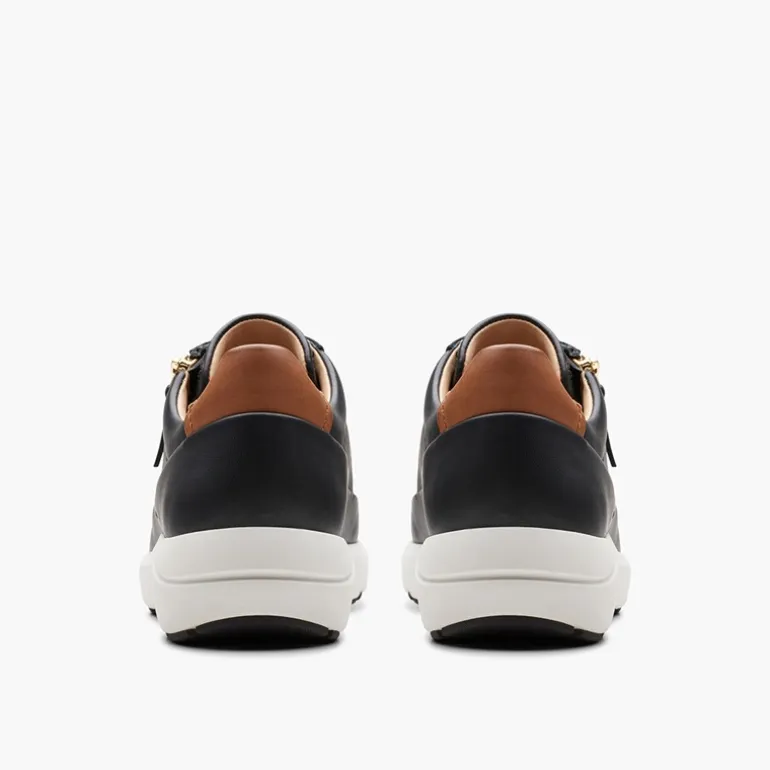 Clarks Damen Tivoli D-Fit Seiten Reißverschluss Sneaker Schwarz