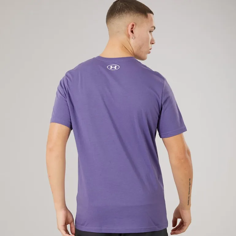 Under Armour Herren UA Sportstyle linke Brust kurzarm T Shirt Purple Luxe/Weiß
