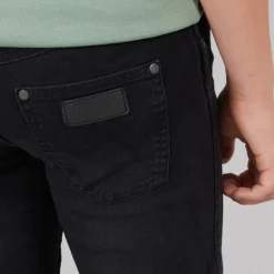 Wrangler Junge Greensboro Straight Fit Jeans Black Wash